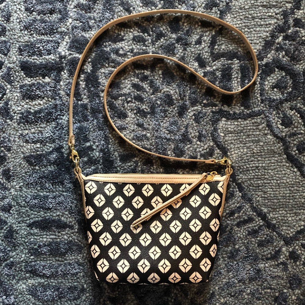Fossil crossbody black and white patterned purse